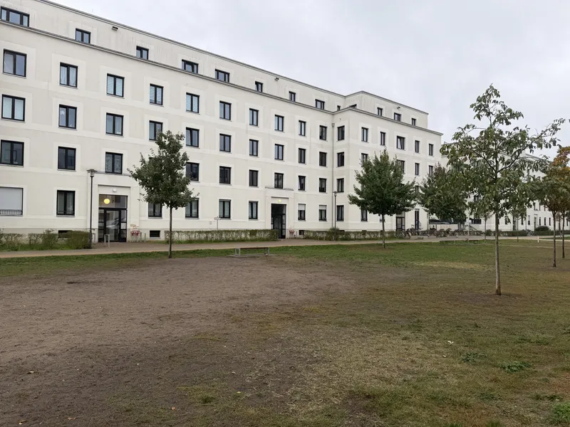 Ihr neues Zuhause erwartet Sie 3-Zimmer-Wohnung in Spandau — photo 1